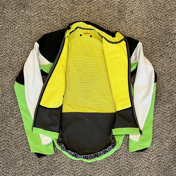 MAVIC Inferno Insulated, reflective, rainproof Cycling Jacket. Men's S/M - Picture 3 of 8